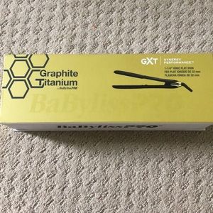 BaByliss pro Graphite Titanium Flat Iron